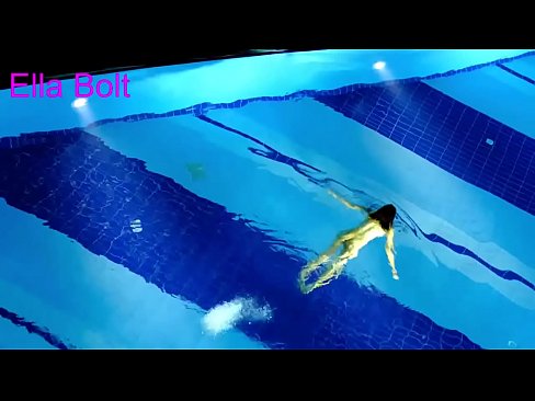 ❤️ Abdi teu tiasa ngeureunkeun nonton, pirang ngora bray ngojay buligir di ELLA bolt Resort kolam renang ❤️ porno fb dina su.hentai-for.ru ☑