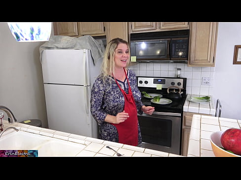 ❤️ Stepmom milking anjeunna di dapur saméméh tanggal na ❤️ porno fb dina su.hentai-for.ru ☑